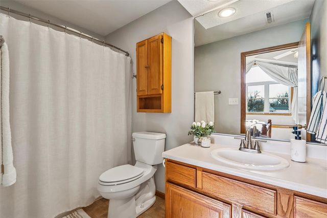 5020 Erin NE, Cedar Rapids, IA 52411