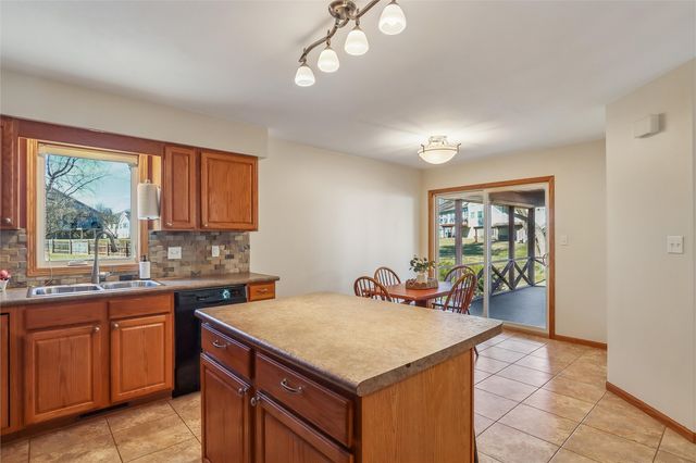 5020 Erin NE, Cedar Rapids, IA 52411