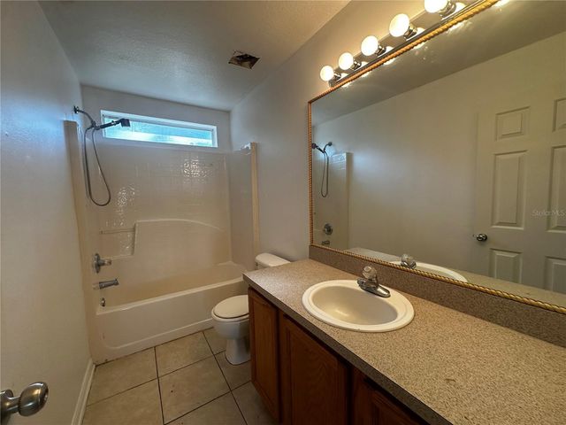 18 RED CLOVER LANE, Palm Coast, FL 32164