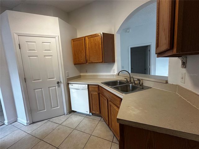 18 RED CLOVER LANE, Palm Coast, FL 32164