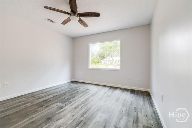 14 Hemingway Drive, Savannah, GA 31411