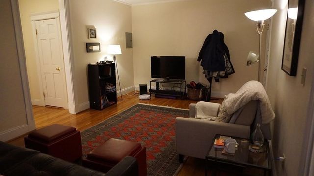 854 Massachusetts Ave 4, Cambridge, MA 02139
