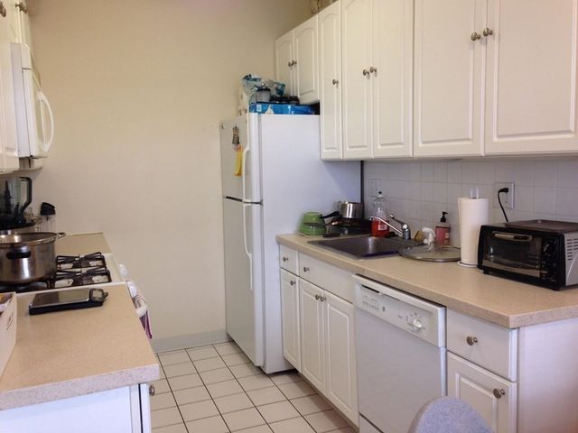 854 Massachusetts Ave 4, Cambridge, MA 02139