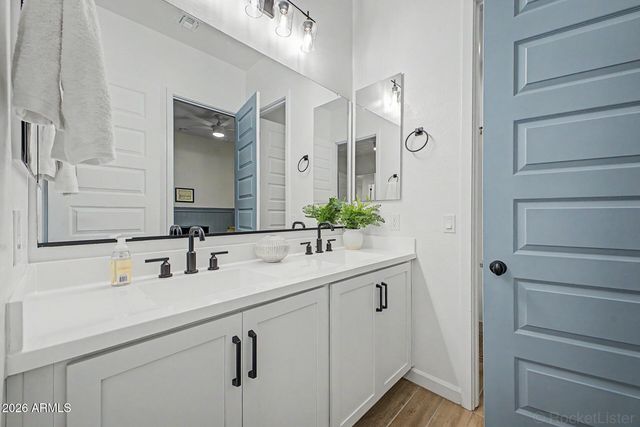 22618 E ROUNDUP Way, Queen Creek, AZ 85142