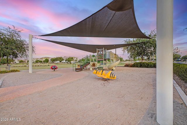 22618 E ROUNDUP Way, Queen Creek, AZ 85142