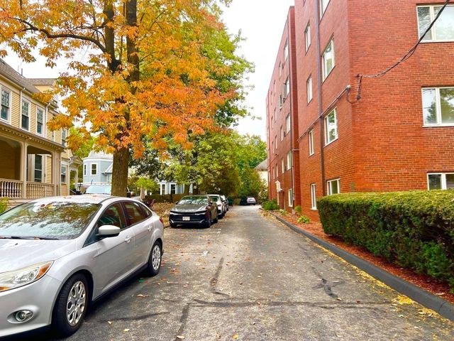 114 Pleasant St. 406, Arlington, MA 02476