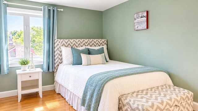 114 Pleasant St. 406, Arlington, MA 02476