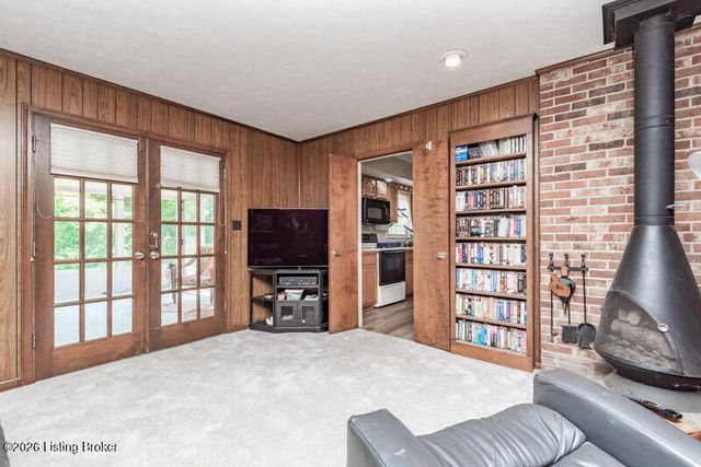 3523 Leith Ln, Louisville, KY 40218