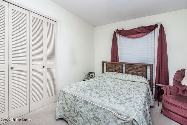 3523 Leith Ln, Louisville, KY 40218