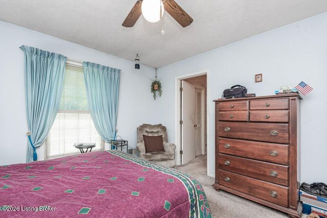3523 Leith Ln, Louisville, KY 40218