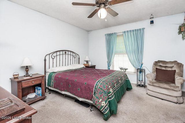 3523 Leith Ln, Louisville, KY 40218