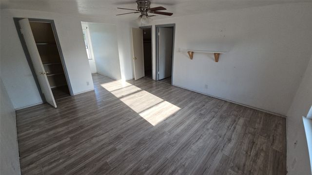 833 James Street, Azle, TX 76020