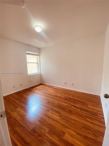 2567 Cordoba Bnd, Weston, FL 33327