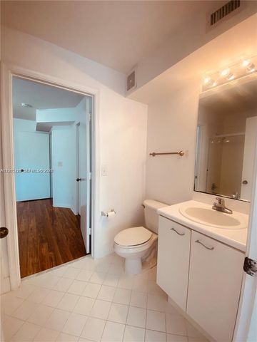 2567 Cordoba Bnd, Weston, FL 33327