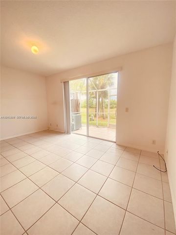 2567 Cordoba Bnd, Weston, FL 33327
