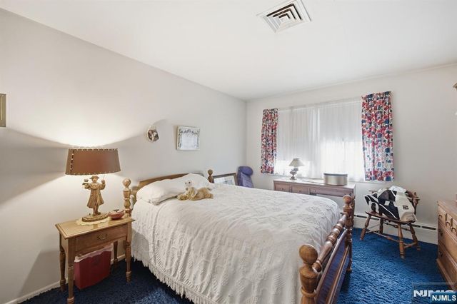 1111 Cumbermeade Road, Fort Lee, NJ 07024