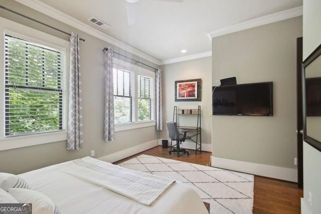 519 N Highland Avenue NE, Atlanta, GA 30307