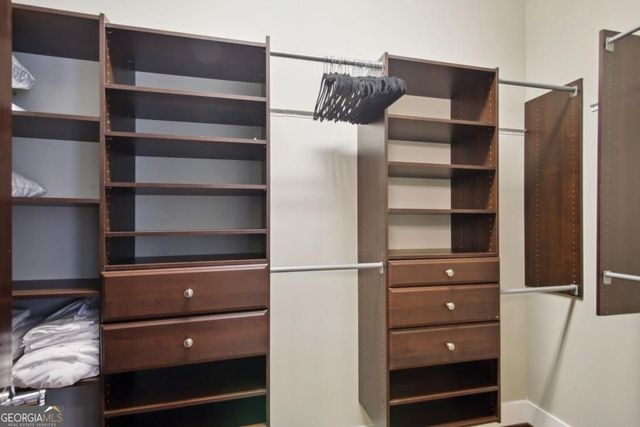 519 N Highland Avenue NE, Atlanta, GA 30307