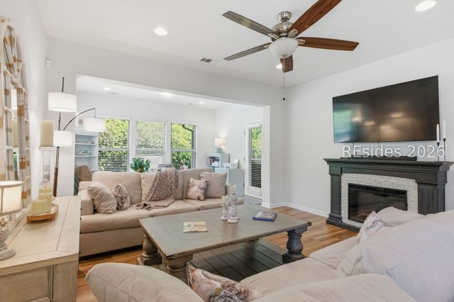 277 Springtime Ct, Bluffton, SC 29909