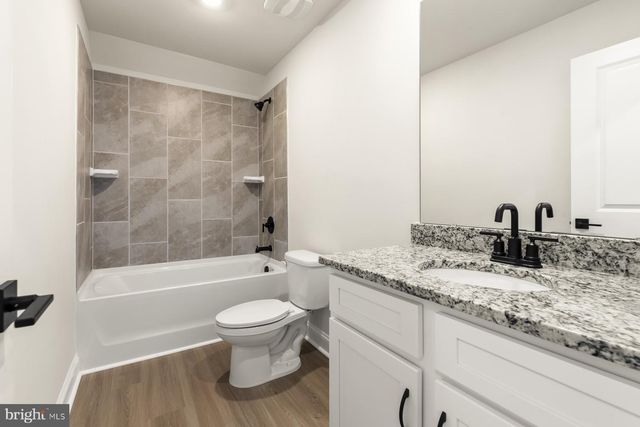 16 BROMPTON STREET, Falling Waters, WV 25419