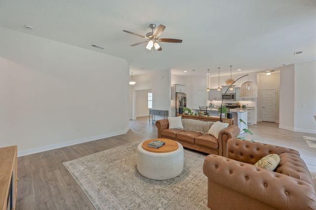 6092 Walk Along Way, Crestview, FL 32536