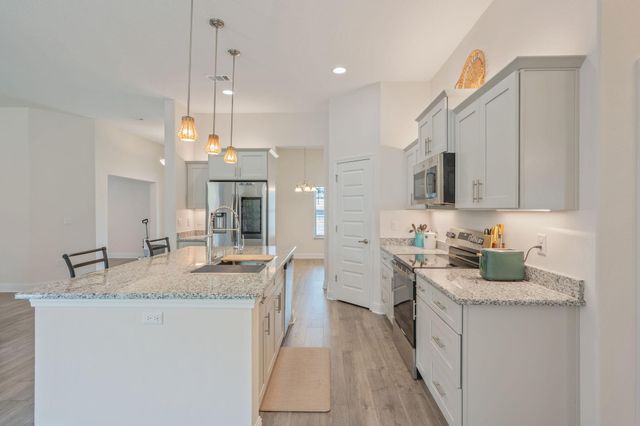 6092 Walk Along Way, Crestview, FL 32536