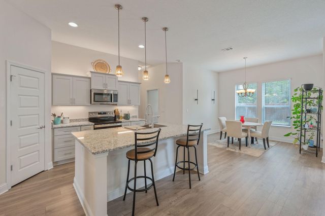 6092 Walk Along Way, Crestview, FL 32536