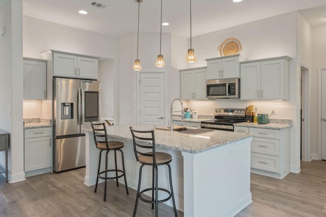 6092 Walk Along Way, Crestview, FL 32536