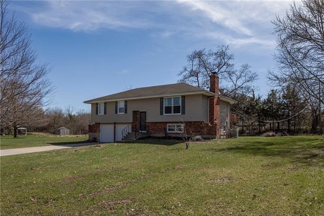 7640 W 194th Street, Stilwell, KS 66085
