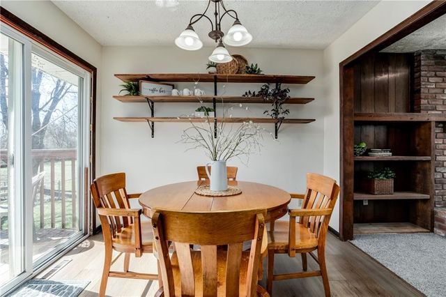 7640 W 194th Street, Stilwell, KS 66085