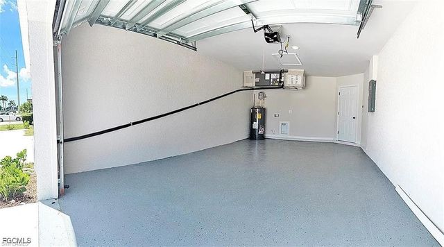 2938 Santa Barbara BLVD, Cape Coral, FL 33914