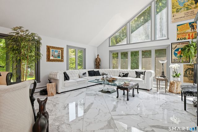232 Spring Street, Manchester, CT 06040