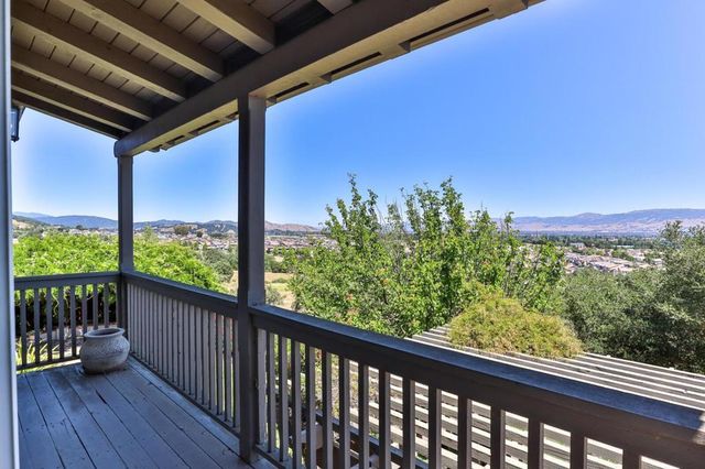 5970 Winged Foot Drive, Gilroy, CA 95020