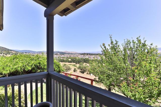 5970 Winged Foot Drive, Gilroy, CA 95020