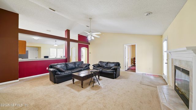 3174 WAVERING Lane, Middleburg, FL 32068