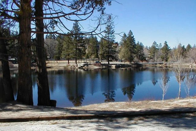 32892 Lone Pine, Running Springs, CA 92382