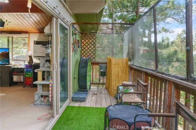 32892 Lone Pine, Running Springs, CA 92382