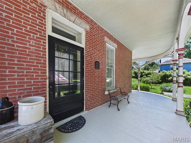 1715 Liberty Street, Alton, IL 62002