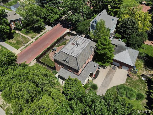 1715 Liberty Street, Alton, IL 62002