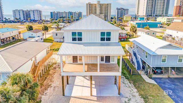 417 E 2nd Avenue, Gulf Shores, AL 36542