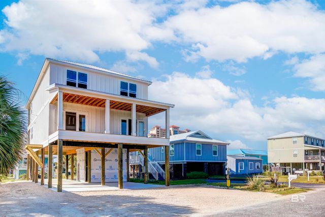 417 E 2nd Avenue, Gulf Shores, AL 36542