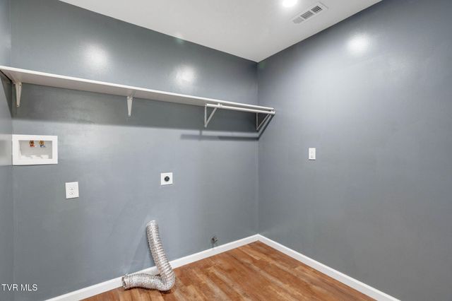 105 London Pvt Drive, Kingsport, TN 37660