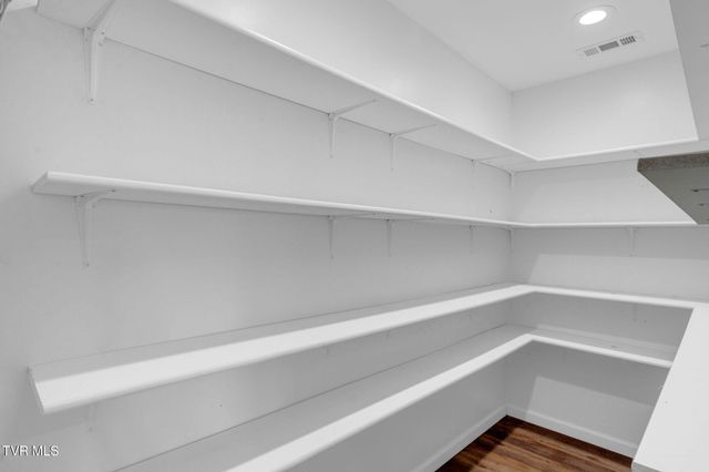 105 London Pvt Drive, Kingsport, TN 37660