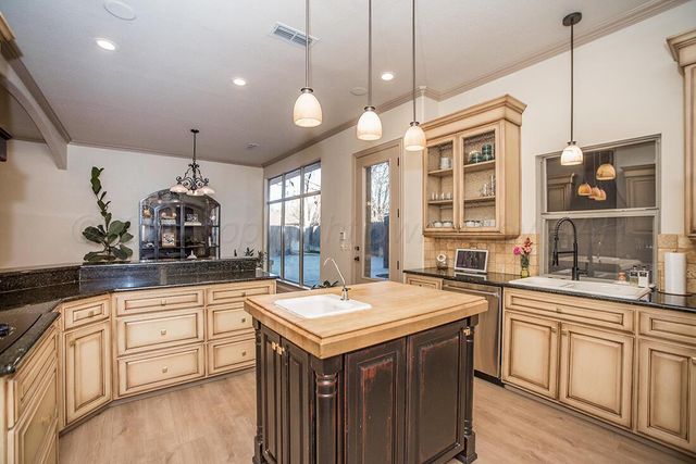 4802 SPARTANBURG Drive, Amarillo, TX 79119