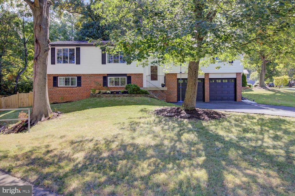 9744 WATER OAK DR, Fairfax, VA 22031
