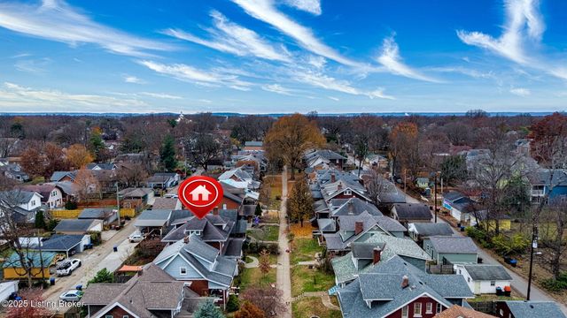 1914 Ivanhoe Ct, Louisville, KY 40205