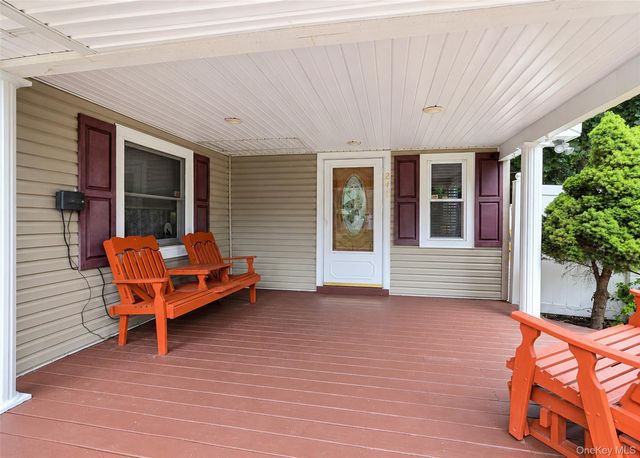 241 Terry Boulevard, Holbrook, NY 11741