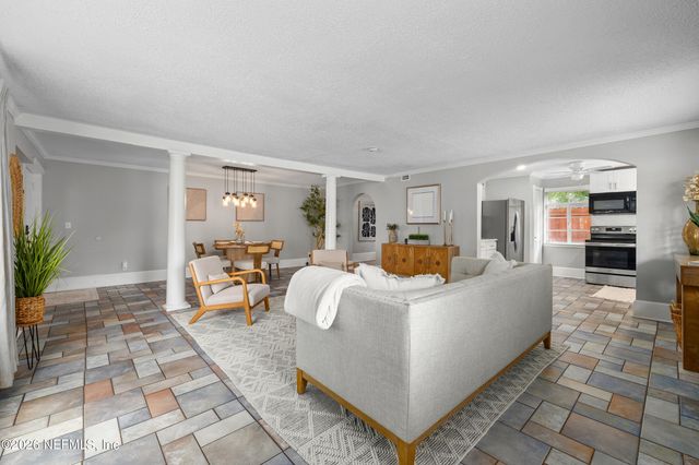 843 WEST Street, Jacksonville, FL 32204