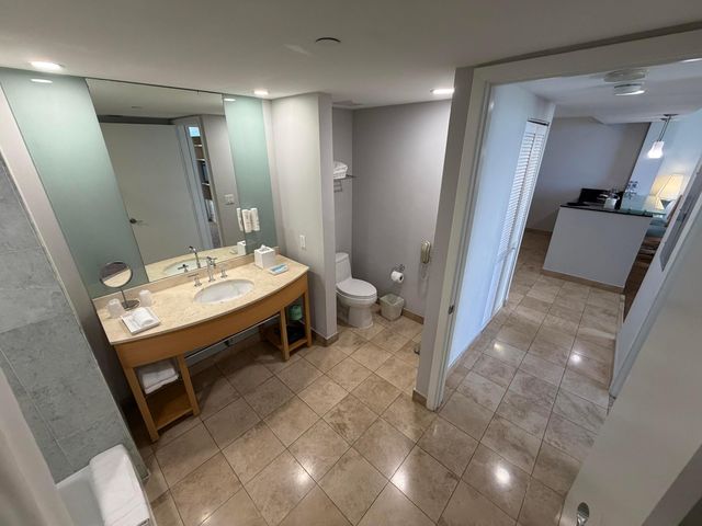 18683 Collins Avenue 2303, Sunny Isles Beach, FL 33160