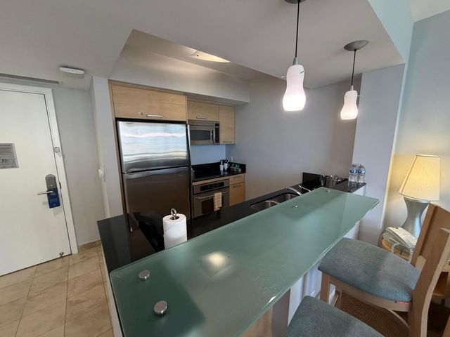 18683 Collins Avenue 2303, Sunny Isles Beach, FL 33160